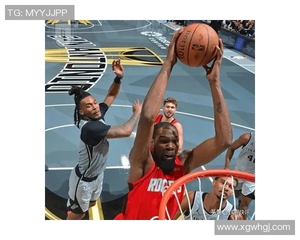 火箭半场领先灰熊9分阿门表现出色申京贡献全面莫兰特状态低迷